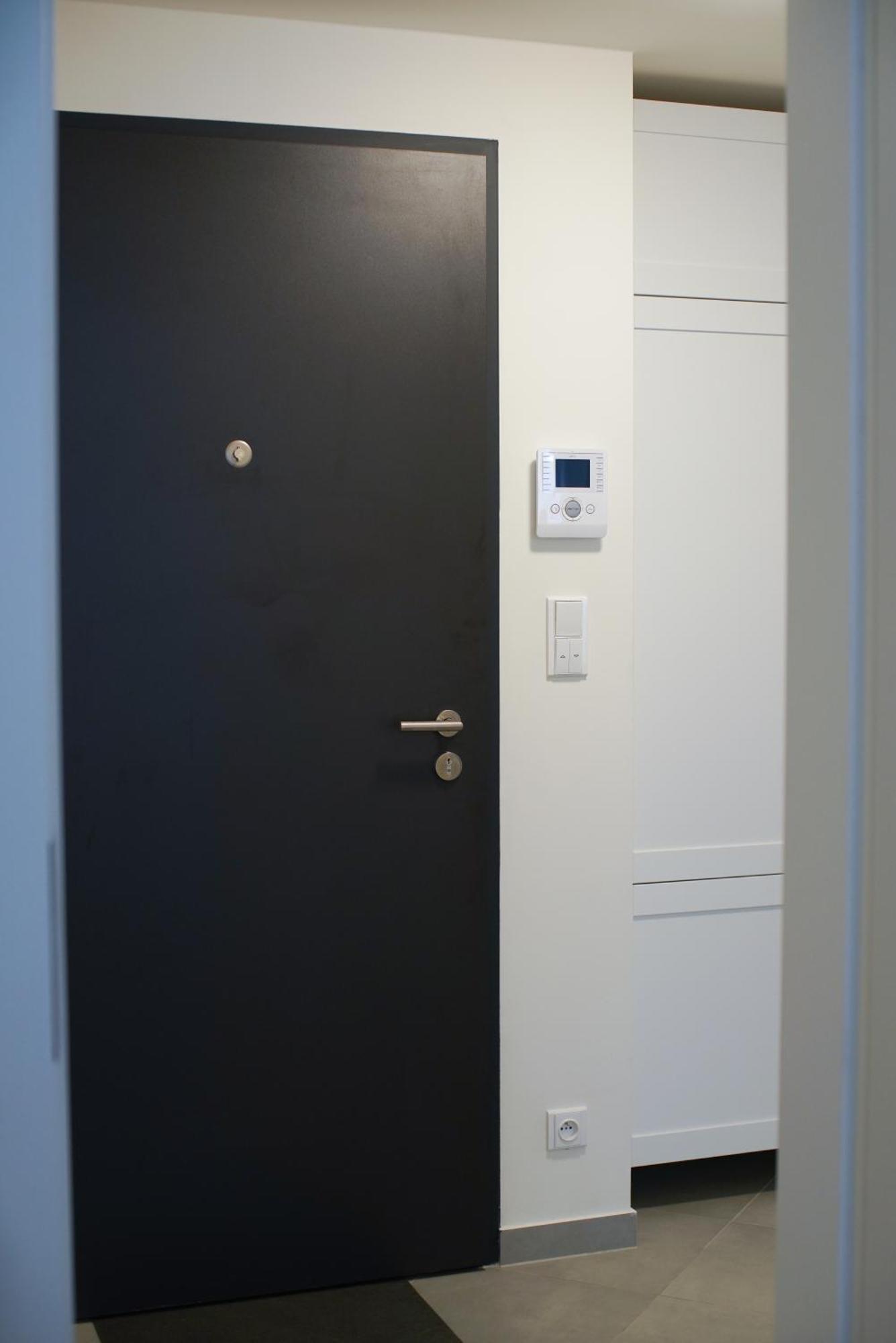 Holesovice Delight: Modern Comfort With A Twist In 7 Apartmán